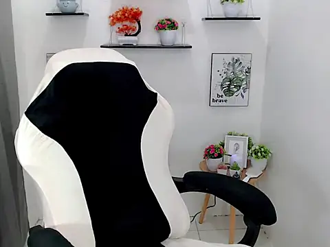 liane mei online show from April 2026 08:26:01 AM