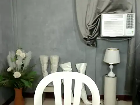 liane mei online show from October 2025 10:43:02 PM