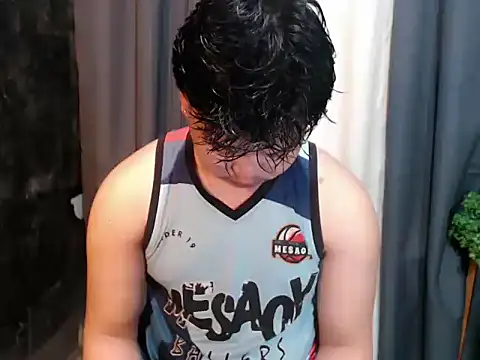 Reynelcock online show from April 2026 07:48:01 AM