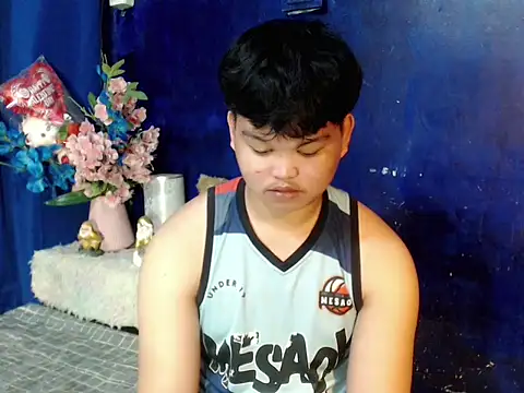 Reynelcock online show from March 2026 08:09:02 PM