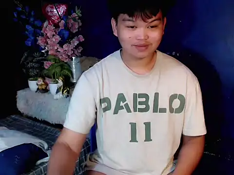 Reynelcock online show from March 2026 03:22:02 AM