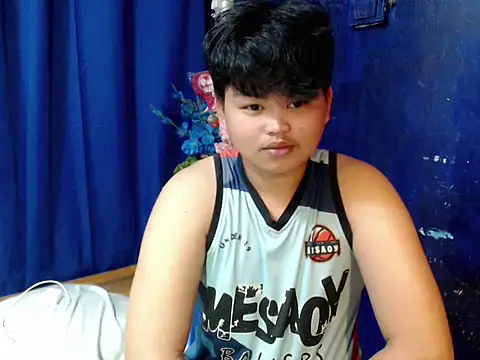 Reynelcock online show from January 2026 04:13:02 PM