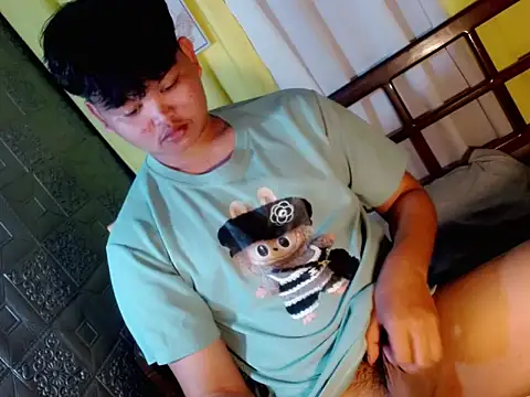 Reynelcock online show from January 2026 06:39:01 AM