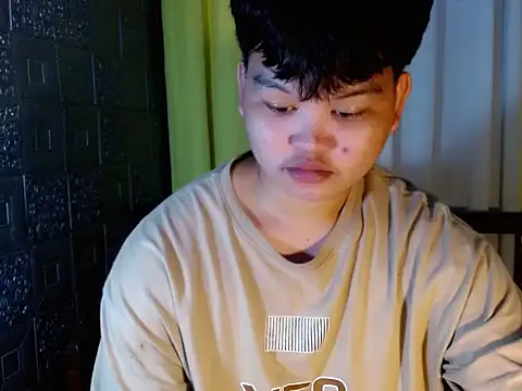 Reynelcock online show from November 2025 11:03:02 AM