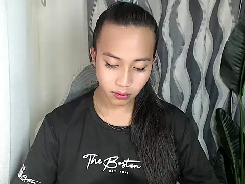 Snapshot of sweetiie_caren chatting on June 2026 06:07:01 AM sweetiie caren online show from June 2026 06:07:01 AM