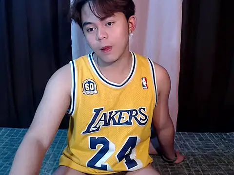 urguy toshi online show from April 2026 10:28:02 PM