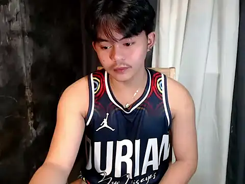 Snapshot of urguy_toshi chatting on September 2025 02:13:02 PM urguy toshi online show from September 2025 02:13:02 PM