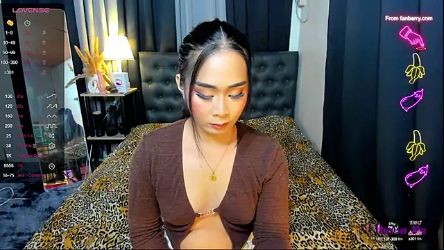 Snapshot of AngeliqueSolace chatting on September 2025 06:07:01 PM AngeliqueSolace online show from September 2025 06:07:01 PM
