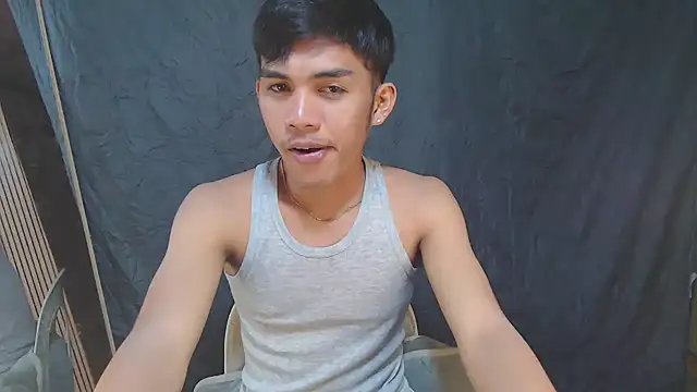 urhot chany online show from September 2025 06:47:01 PM