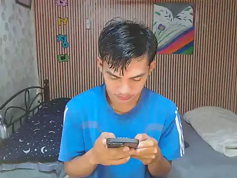 urhot chany online show from September 2025 10:43:02 AM