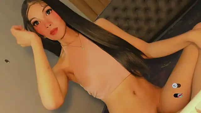 bella enchantra online show from September 2025 09:46:01 PM