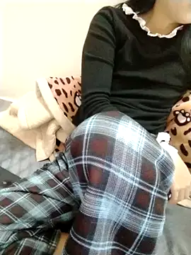 Kembong01 online show from March 2026 01:27:02 PM