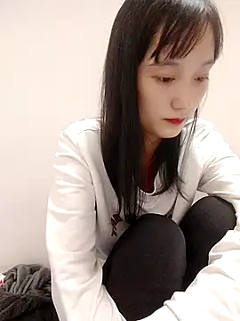 Kembong01 online show from November 2025 06:44:01 PM