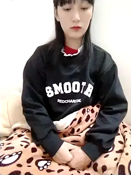 Kembong01 online show from November 2025 05:46:01 PM