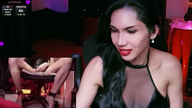 Snapshot of JadeScarlet_LoveLace chatting on June 2026 09:54:02 PM JadeScarlet LoveLace online show from June 2026 09:54:02 PM