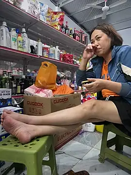 Maily NC online show from February 2026 03:23:02 PM