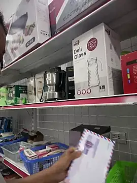 Maily NC online show from March 2026 01:37:01 PM