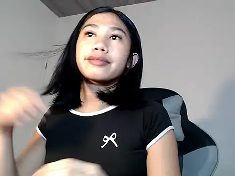 Maxine Sucks online show from October 2025 05:41:01 AM