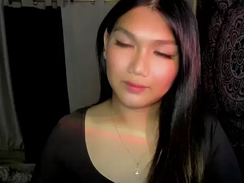 Lou heart online show from February 2026 12:02:02 PM