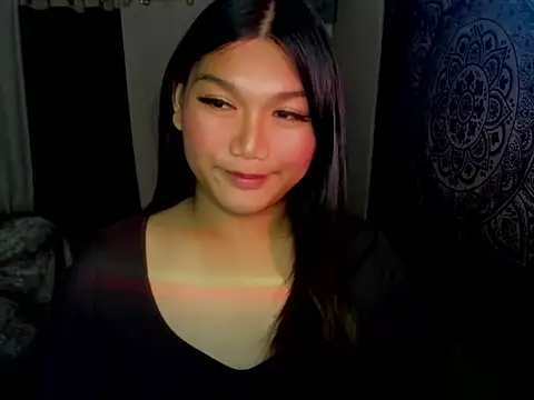 Lou heart online show from December 2025 01:48:02 PM