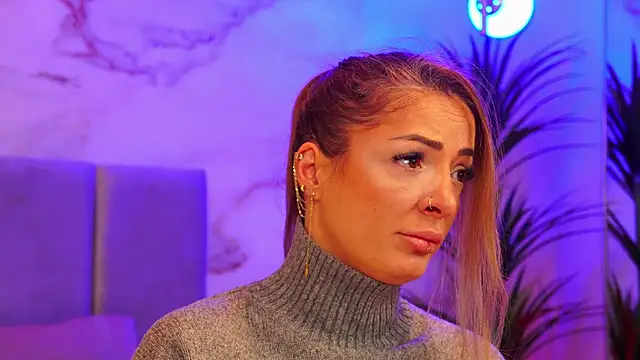 Izabellle02 online show from January 2026 06:06:01 AM