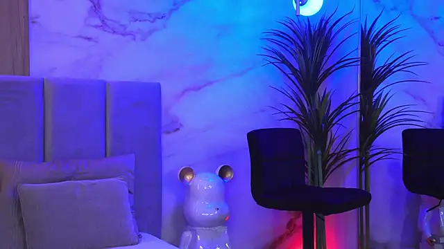 Izabellle02 online show from April 2026 03:46:02 AM