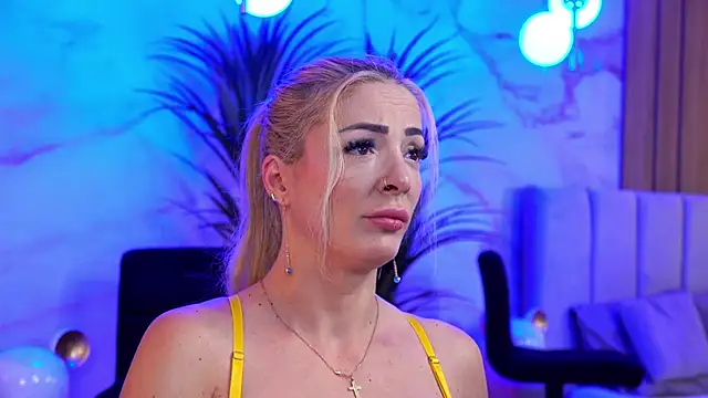 Izabellle02 online show from March 2026 04:46:02 AM