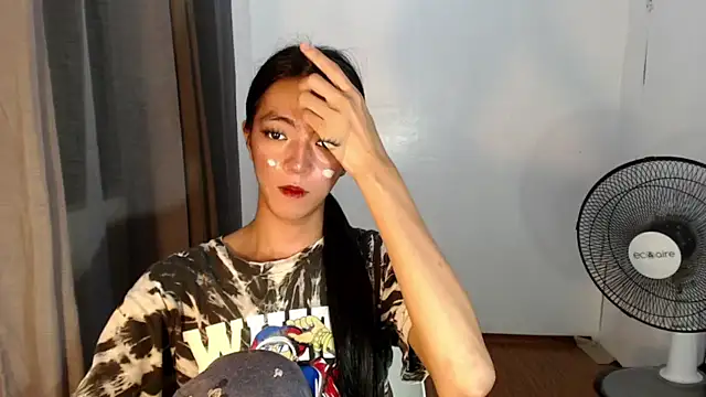 Snapshot of slimladyxoxo chatting on September 2025 05:29:01 PM slimladyxoxo online show from September 2025 05:29:01 PM