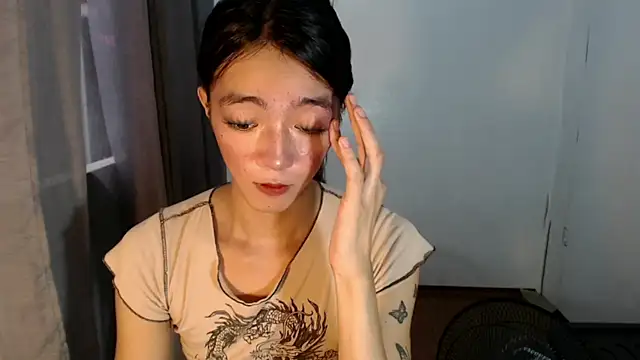 Snapshot of slimladyxoxo chatting on October 2025 07:20:02 AM slimladyxoxo online show from October 2025 07:20:02 AM