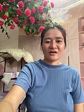 Bollozzy 89 online show from November 2025 05:33:01 AM