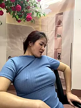 Bollozzy 89 online show from December 2025 03:44:02 PM