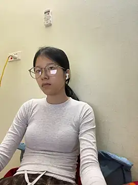 meomeo2k6 online show from November 2025 06:29:01 AM