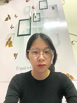 meomeo2k6 online show from November 2025 01:59:02 PM