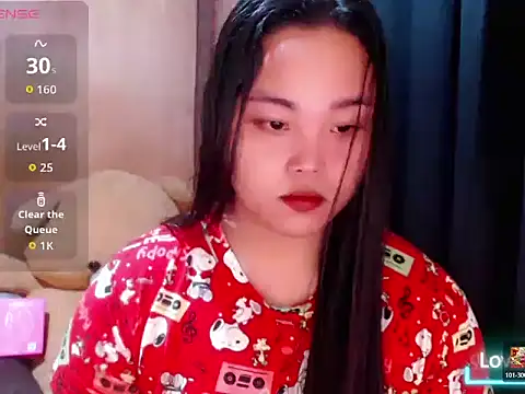 Snapshot of _Lylia chatting on July 2026 10:10:01 PM Lylia online show from July 2026 10:10:01 PM