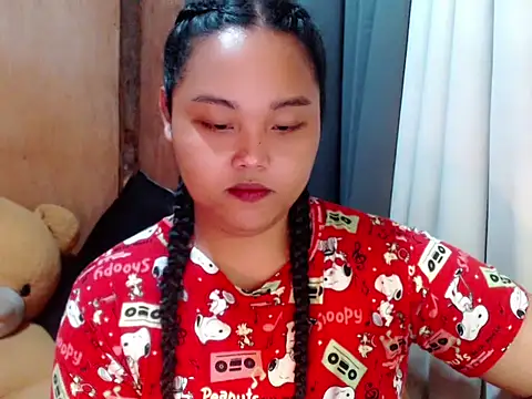  Lylia online show from December 2025 07:59:02 PM