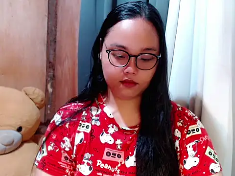  Lylia online show from February 2026 07:12:01 PM