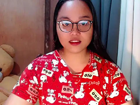  Lylia online show from November 2025 10:14:02 PM