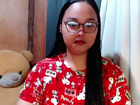  Lylia online show from February 2026 10:18:02 PM