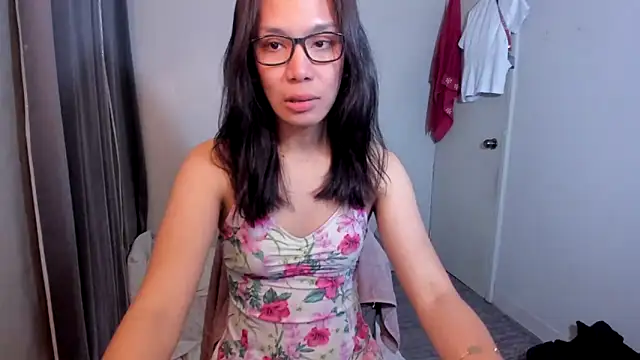 Snapshot of lucyshanex chatting on September 2025 02:12:01 PM lucyshanex online show from September 2025 02:12:01 PM