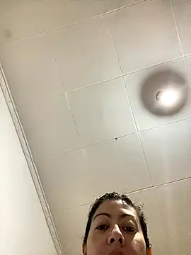 Snapshot of aphrodite_sexy chatting on October 2025 10:54:01 PM aphrodite sexy online show from October 2025 10:54:01 PM