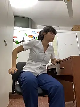 Snapshot of aphrodite_sexy chatting on October 2025 04:42:01 PM aphrodite sexy online show from October 2025 04:42:01 PM