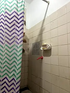 Snapshot of aphrodite_sexy chatting on October 2025 10:22:01 PM aphrodite sexy online show from October 2025 10:22:01 PM