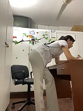 Snapshot of aphrodite_sexy chatting on October 2025 04:18:01 PM aphrodite sexy online show from October 2025 04:18:01 PM