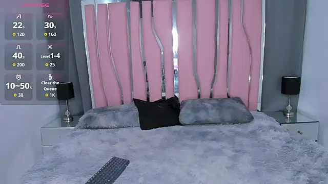 Dantzel  online show from November 2025 07:29:02 PM