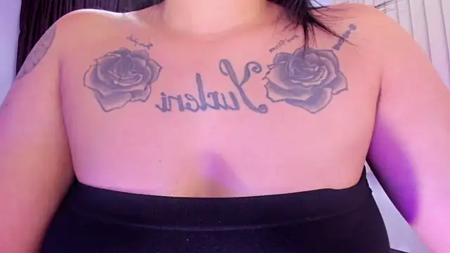 Dantzel  online show from November 2025 07:28:01 PM