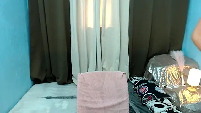 Snapshot of Goddess_Isabel chatting on June 2026 04:07:01 AM Goddess Isabel online show from June 2026 04:07:01 AM