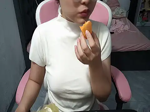 Ori-Yannie online show from November 2025 06:07:01 AM