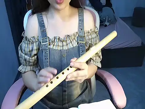 Ori-Yannie online show from October 2025 06:47:02 AM