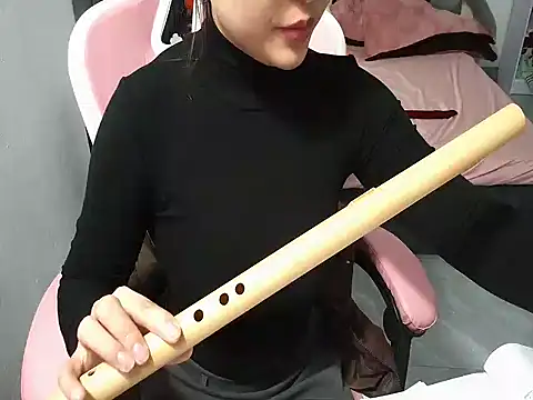 Ori-Yannie online show from November 2025 06:49:02 AM