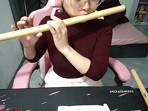 Ori-Yannie online show from November 2025 07:33:02 AM